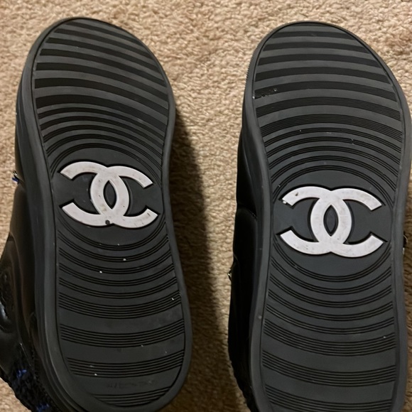 CHANEL Black and Blue Sneakers - Picture 3 of 10